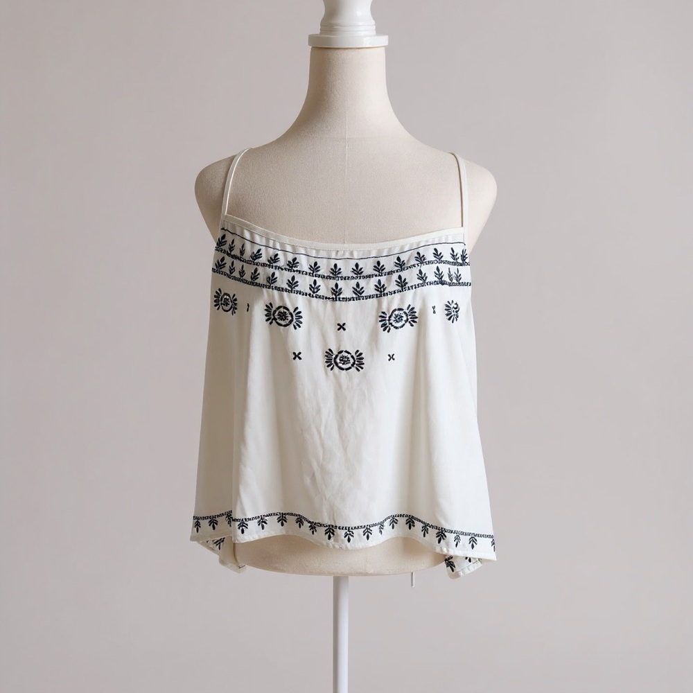 Ariat Ivory And Blue Embroidered Camisole Tank